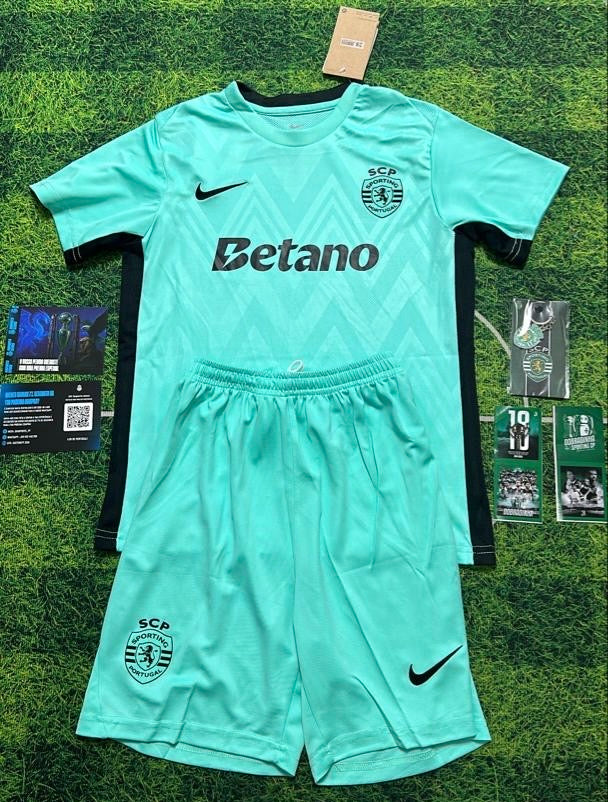 Conjunto infantil COM MEIAS terceiro equipamento verde 2025/26